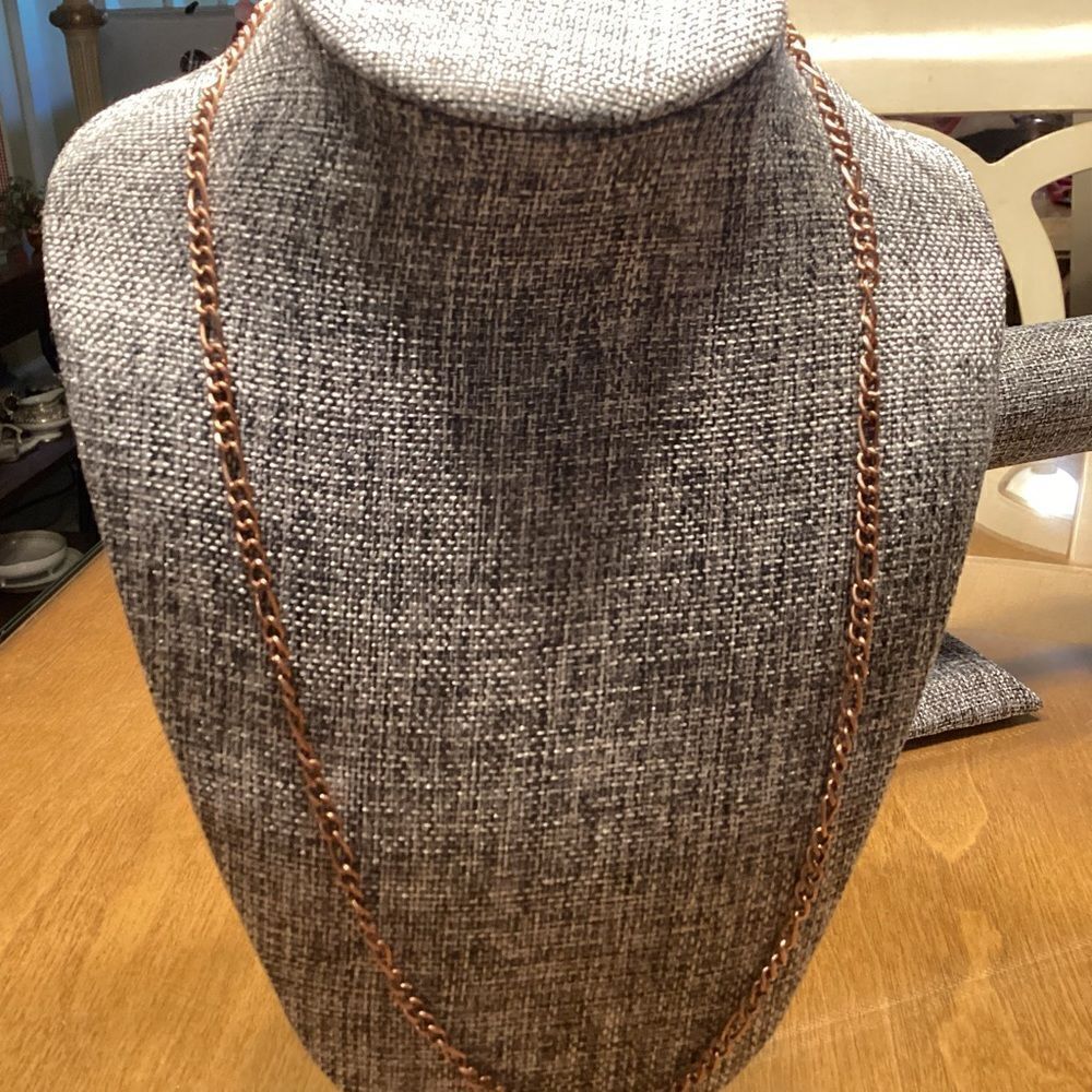 NWOT. Copper Tone Metal 5 and 1 Link Necklace 24”